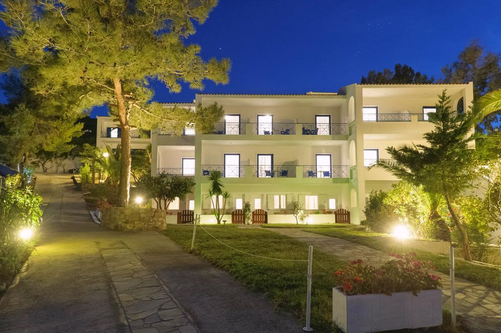 Karras Star Hotel Evdhilos Bagian luar foto