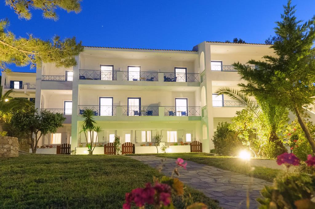 Karras Star Hotel Evdhilos Bagian luar foto